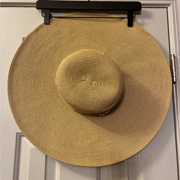 a new day Beige Wide-Brim Spring Summer Straw Hat Beading Detail Vacation Park. - Picture 3 of 8